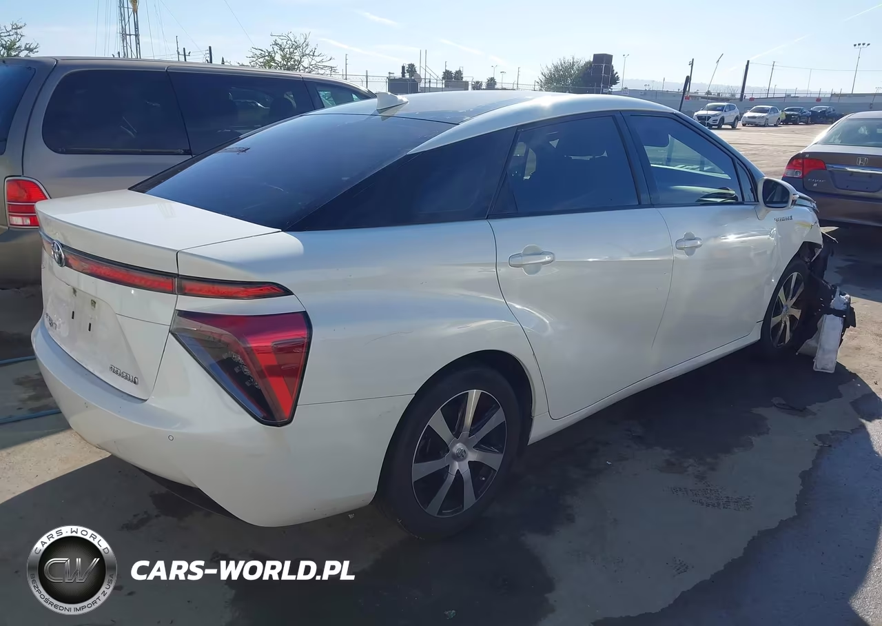 2017 Toyota Mirai VIN:JTDBVRBD8HA001692 - 4