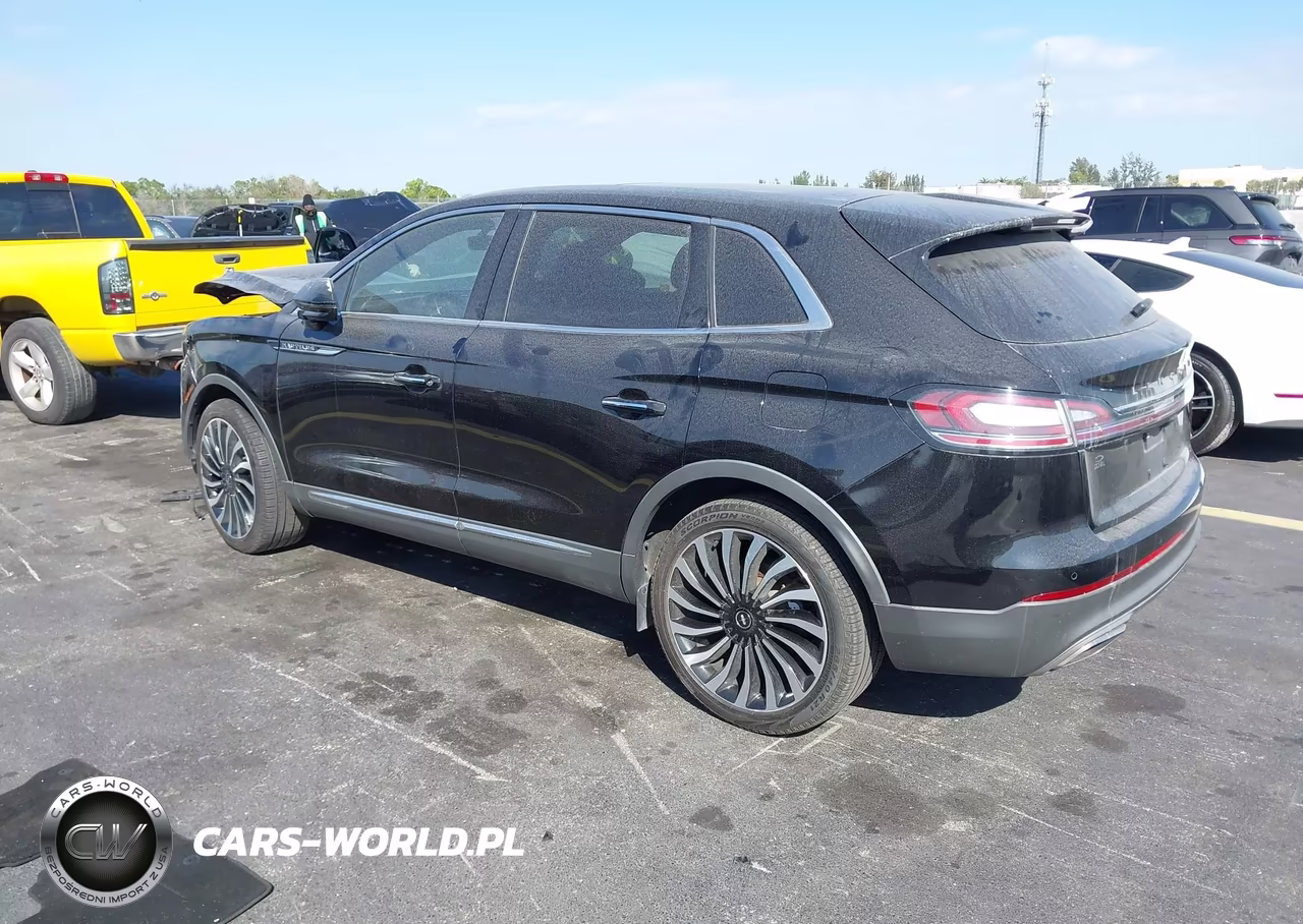 2019 Lincoln Nautilus Black Label VIN:2LMPJ7J92KBL19824 - 3