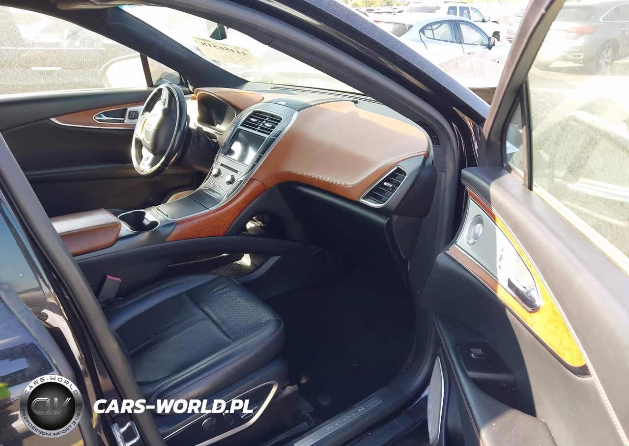 2019 Lincoln Nautilus Black Label VIN:2LMPJ7J92KBL19824 - 5