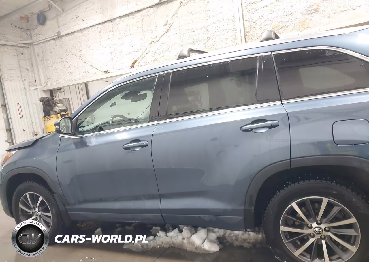 2017 Toyota Highlander Xle VIN:5TDJZRFH6HS413674 - 15