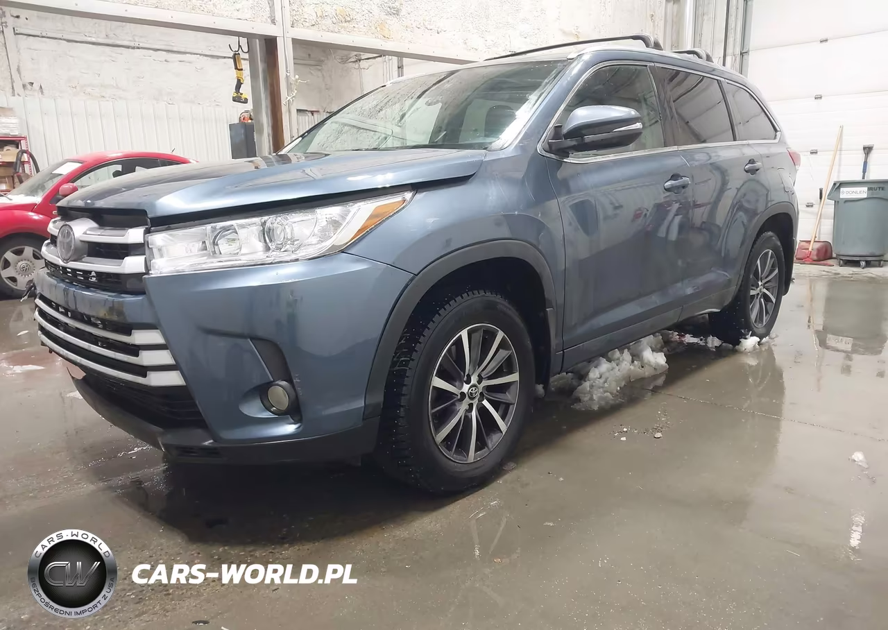 2017 Toyota Highlander Xle VIN:5TDJZRFH6HS413674 - 2