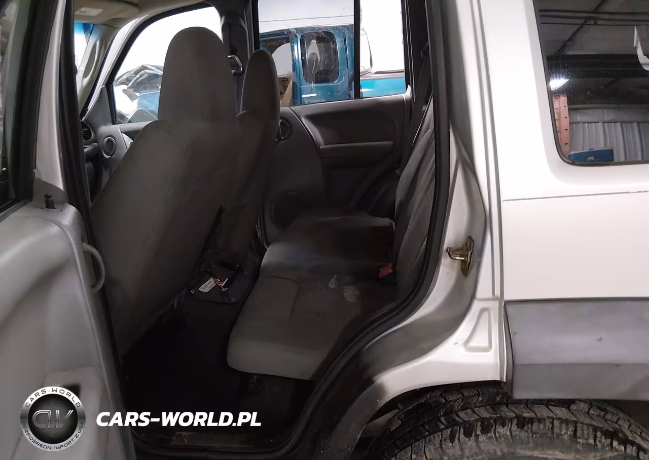 2007 Jeep Liberty Sport VIN:1J4GL48K77W611535 - 8