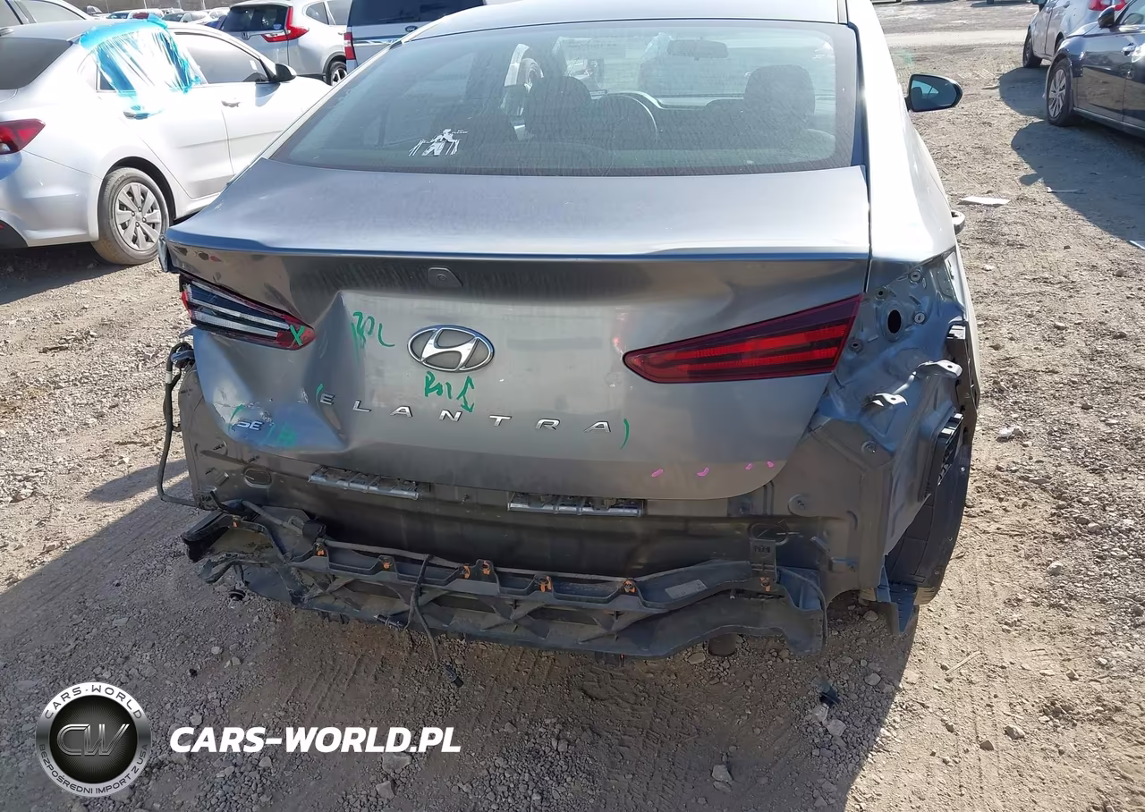 2019 Hyundai Elantra Se VIN:5NPD74LF5KH406169 - 17