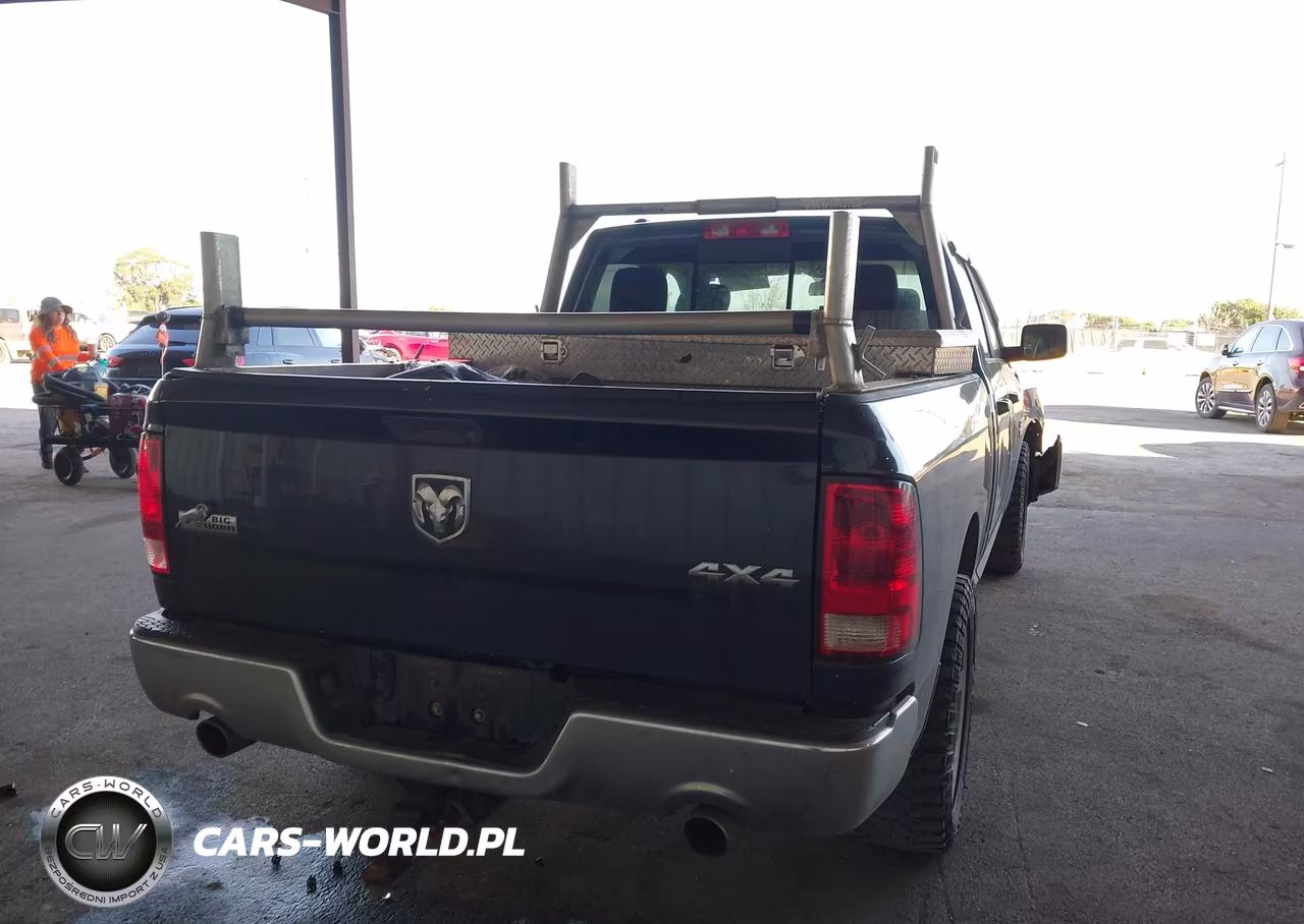 2016 Ram 1500 Big Horn VIN:1C6RR7GT2GS384522 - 4