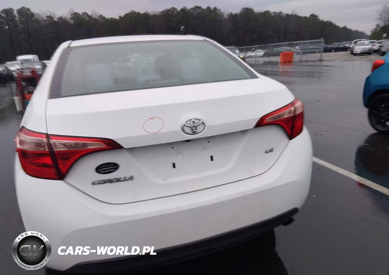 2019 Toyota Corolla Le VIN:2T1BURHE3KC204706 - 17