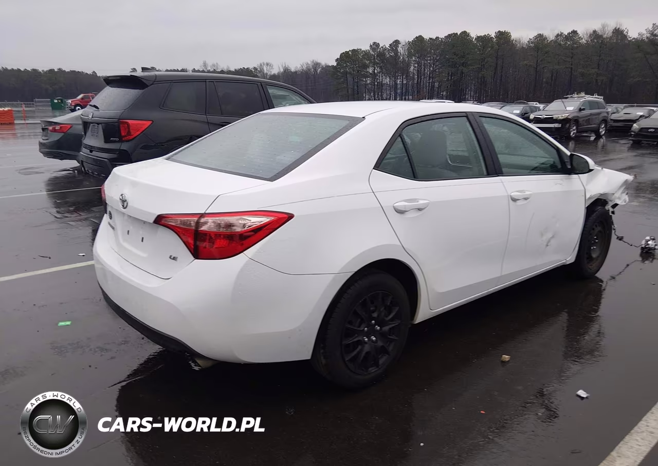 2019 Toyota Corolla Le VIN:2T1BURHE3KC204706 - 4