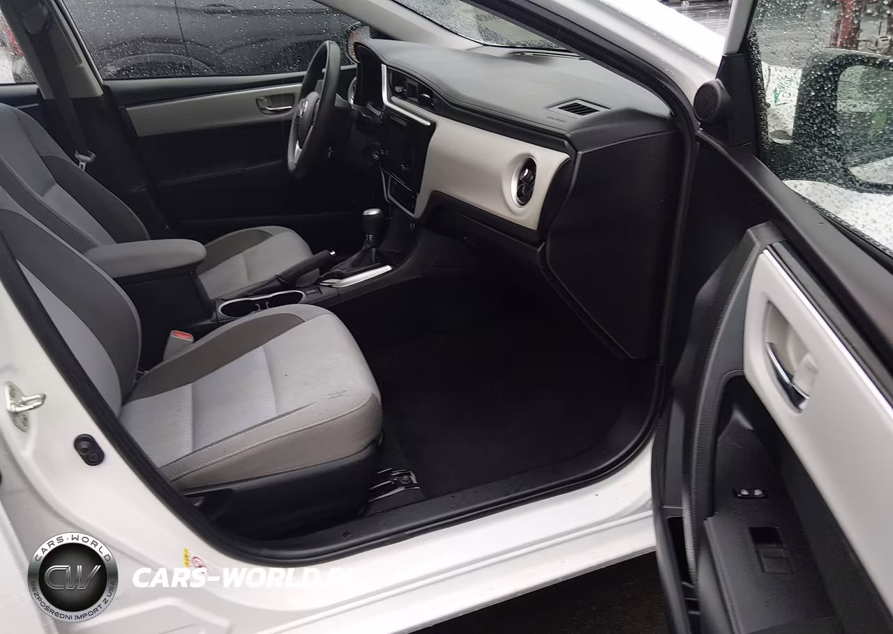 2019 Toyota Corolla Le VIN:2T1BURHE3KC204706 - 5