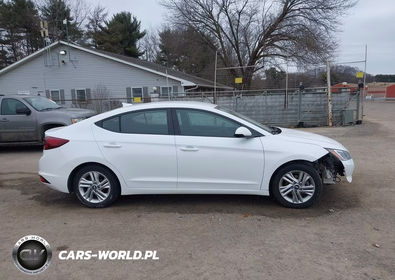 2020 Hyundai Elantra Sel VIN:5NPD84LF7LH628517 - 13