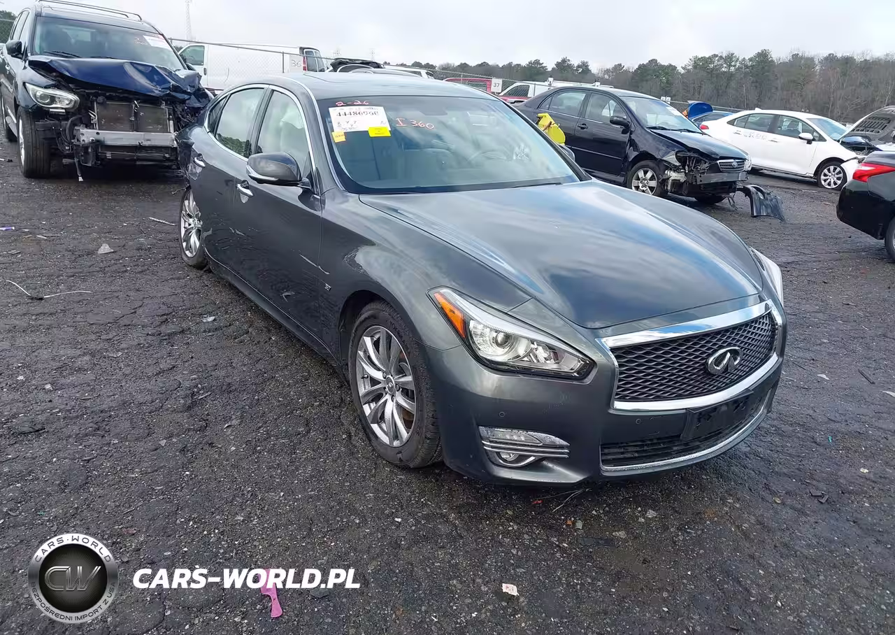 2015 Infiniti Q70 3.7X