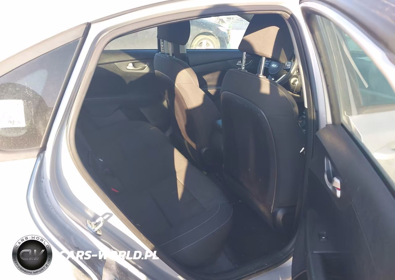 2019 Kia Forte Lxs VIN:3KPF24AD7KE125097 - 8