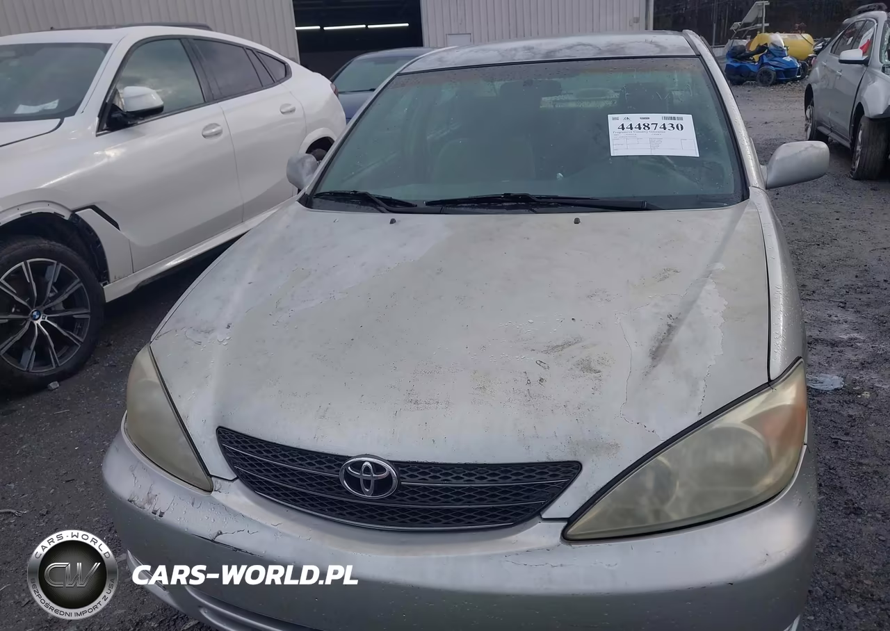 2003 Toyota Camry Le VIN:4T1BE32K73U221839 - 12
