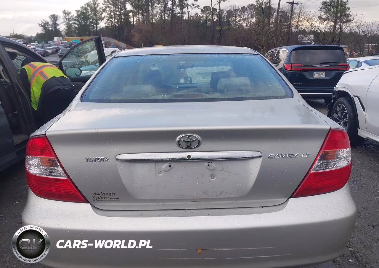 2003 Toyota Camry Le VIN:4T1BE32K73U221839 - 16