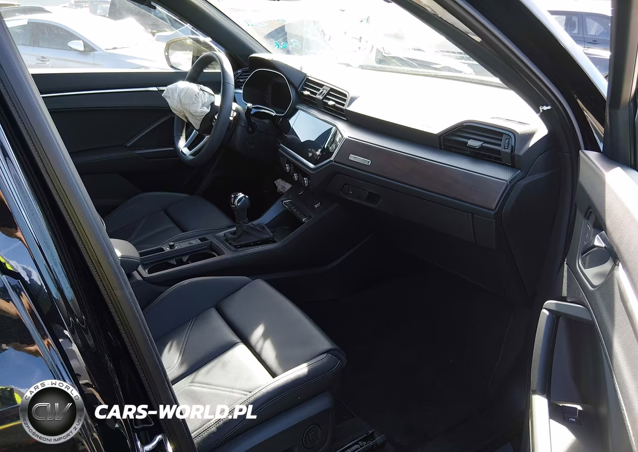 2025 Audi Q3 Premium 45 Tfsi S Line Quattro Tiptronic VIN:WA1DECF39S1040686 - 5