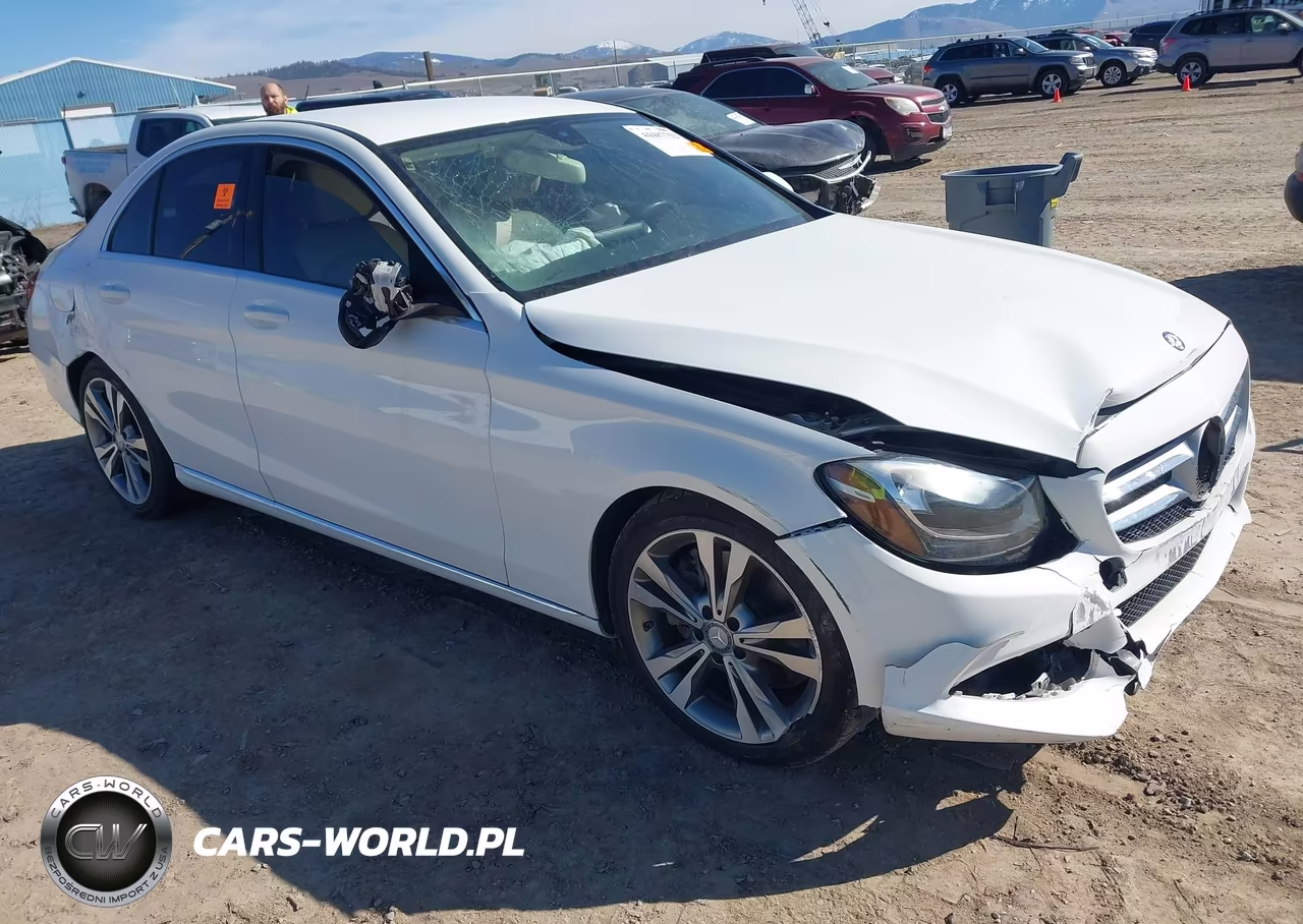 2015 Mercedes-Benz C 300