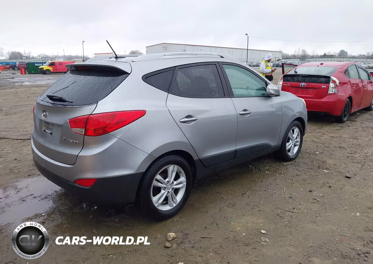 2012 Hyundai Tucson Gls VIN:KM8JU3AC6CU442793 - 4