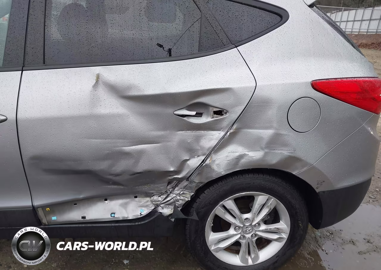 2012 Hyundai Tucson Gls VIN:KM8JU3AC6CU442793 - 6
