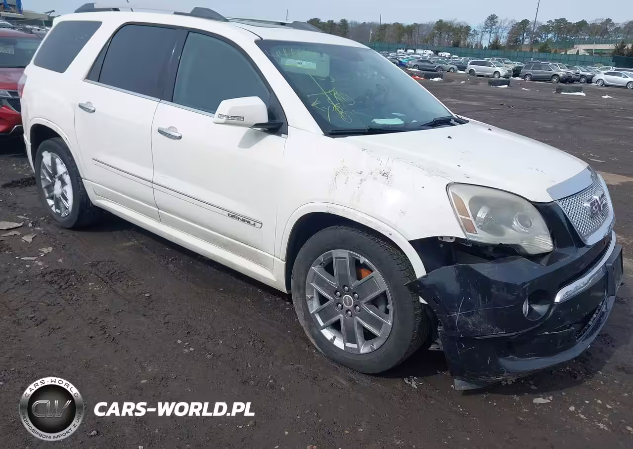 2011 GMC Acadia Denali