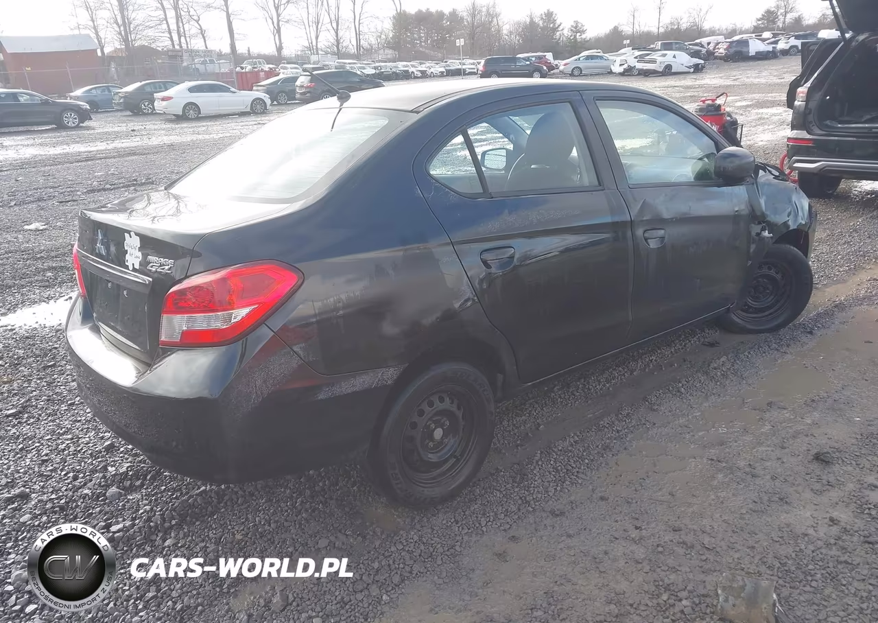 2018 Mitsubishi Mirage G4 Es VIN:ML32F3FJ0JHF11175 - 4