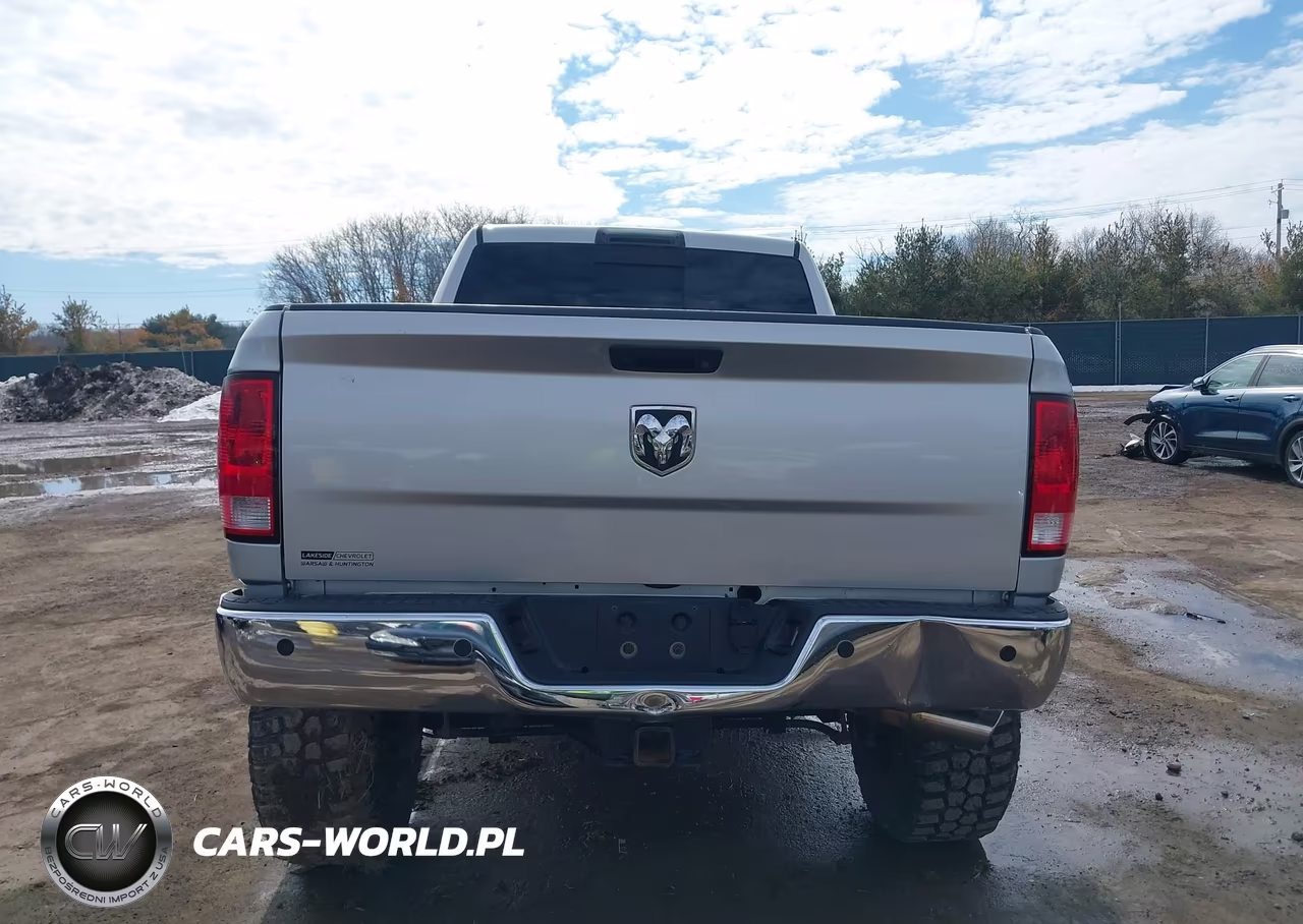 2017 Ram 2500 Tradesman 4X4 6'4 Box VIN:3C6UR5CJ4HG561714 - 17
