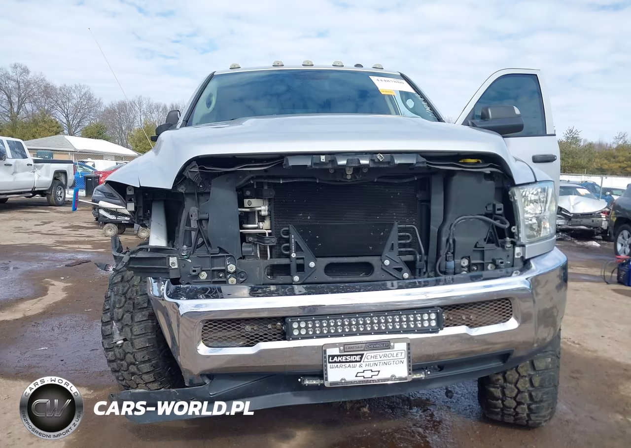 2017 Ram 2500 Tradesman 4X4 6'4 Box VIN:3C6UR5CJ4HG561714 - 19