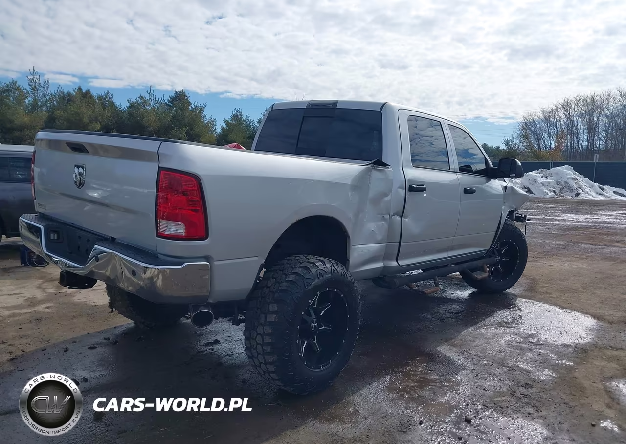 2017 Ram 2500 Tradesman 4X4 6'4 Box VIN:3C6UR5CJ4HG561714 - 4