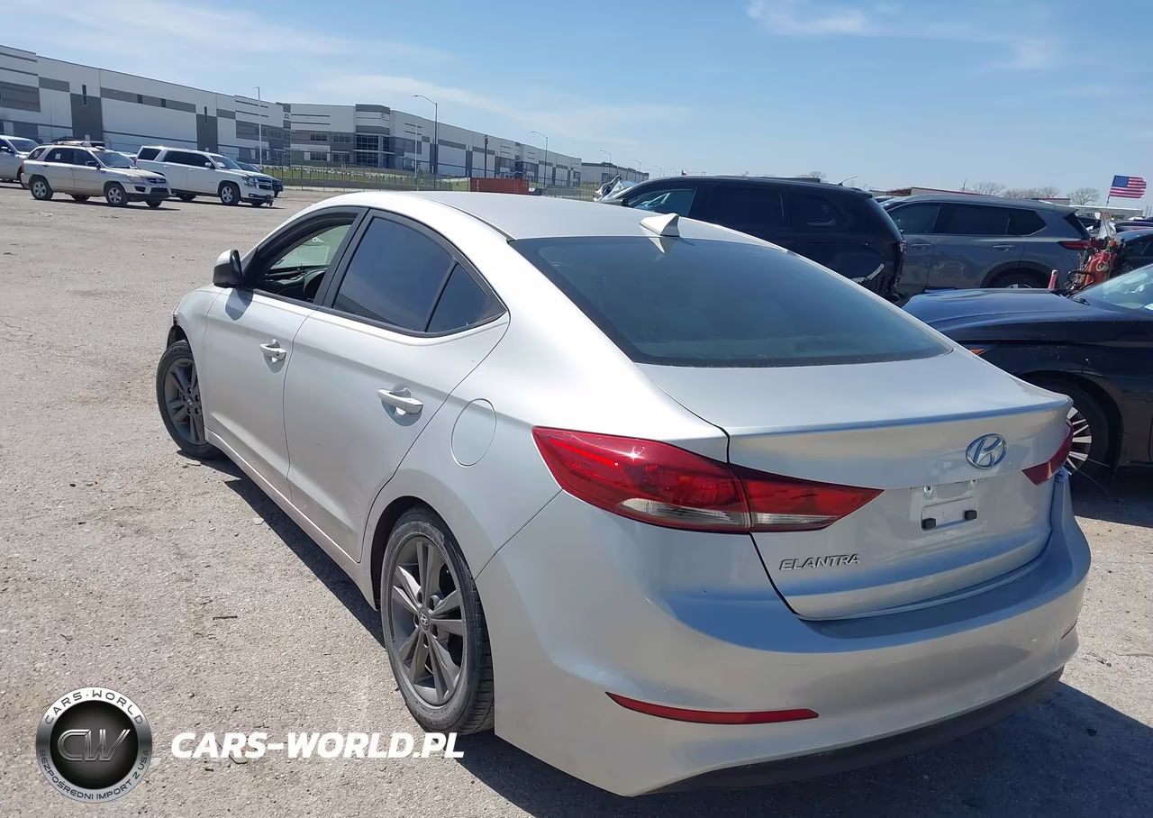2017 Hyundai Elantra Se VIN:5NPD84LF5HH212070 - 3