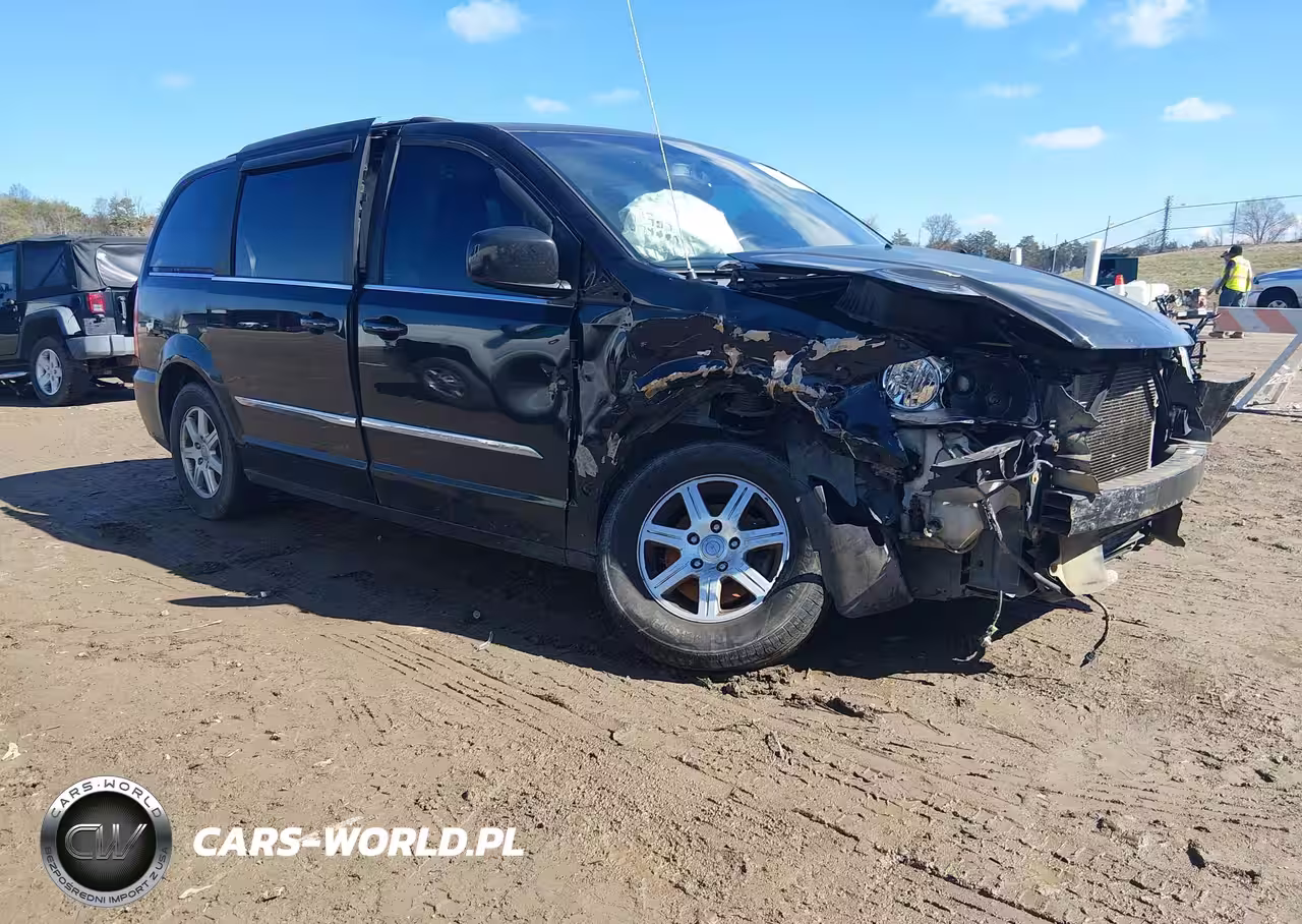 2012 Chrysler Town & Country Touring