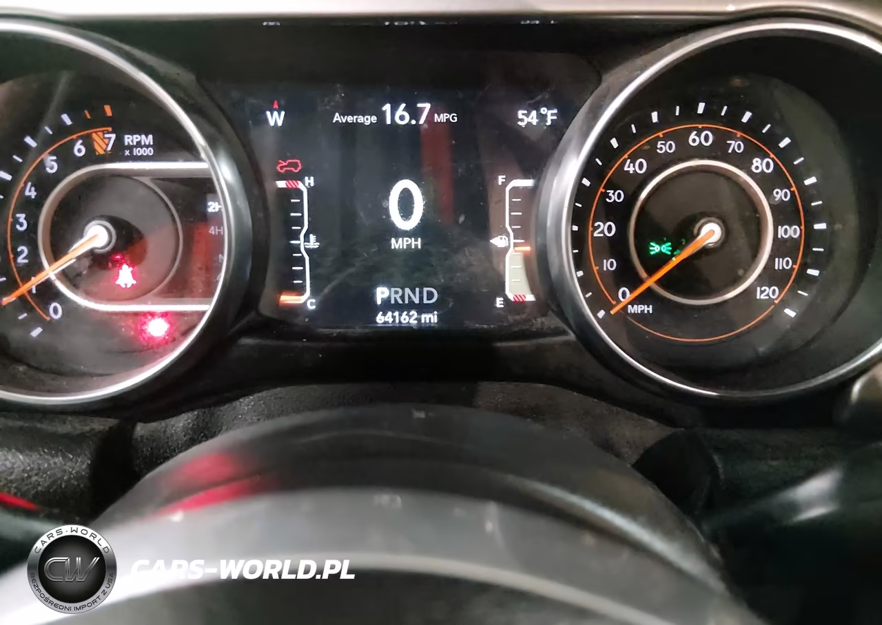 2019 Jeep Wrangler Unlimited Sahara 4X4 VIN:1C4HJXEG5KW515378 - 7