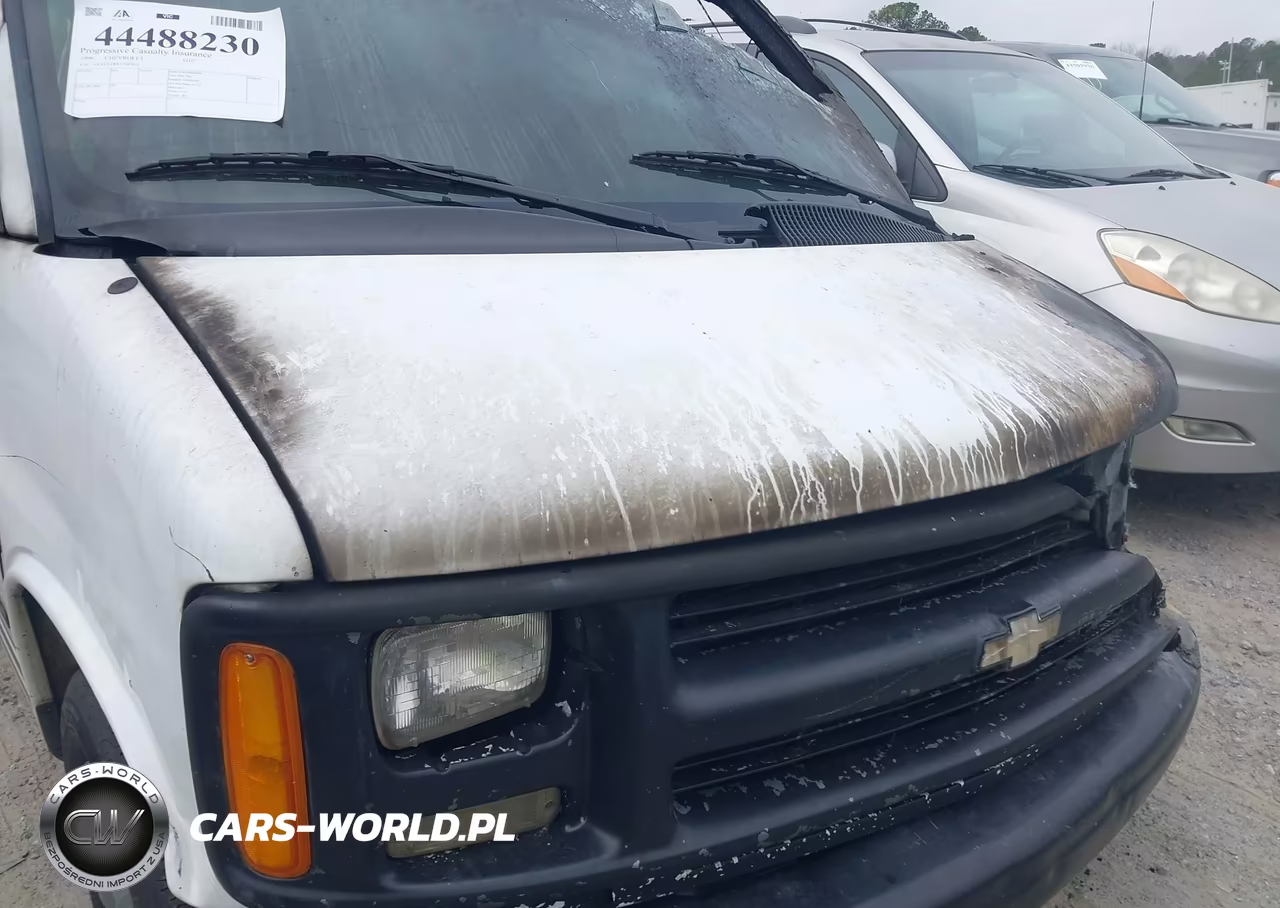 1996 Chevrolet G10 VIN:1GCEG15W8T1043813 - 10