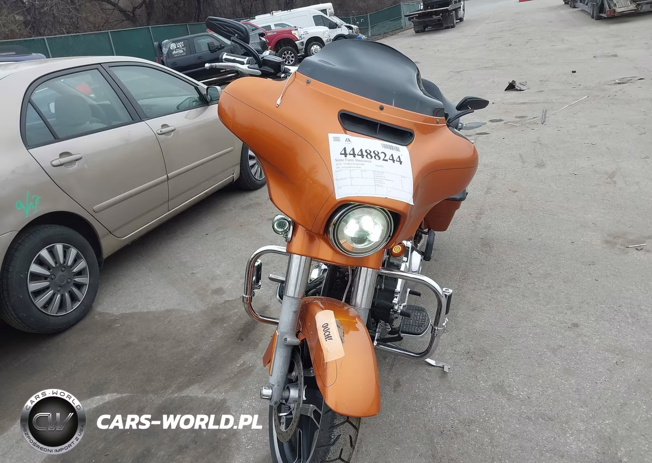 2014 Harley-Davidson Flhxs Street Glide Special VIN:1HD1KRM35EB628881 - 5