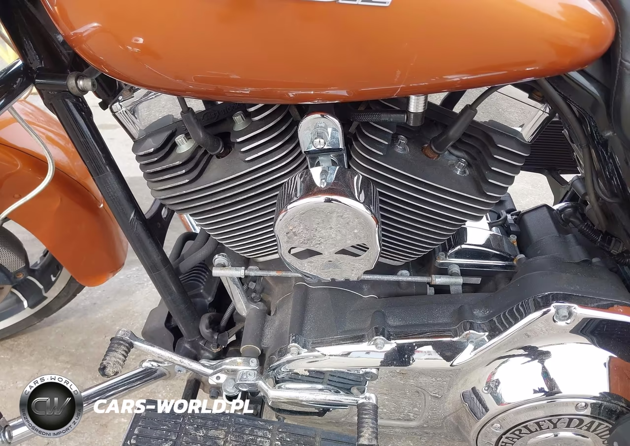 2014 Harley-Davidson Flhxs Street Glide Special VIN:1HD1KRM35EB628881 - 9