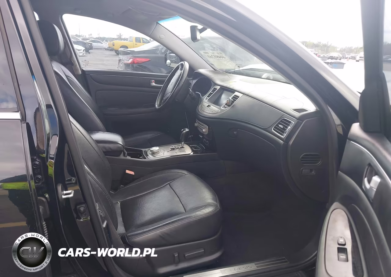 2013 Hyundai Genesis 3.8 VIN:KMHGC4DD0DU241495 - 5