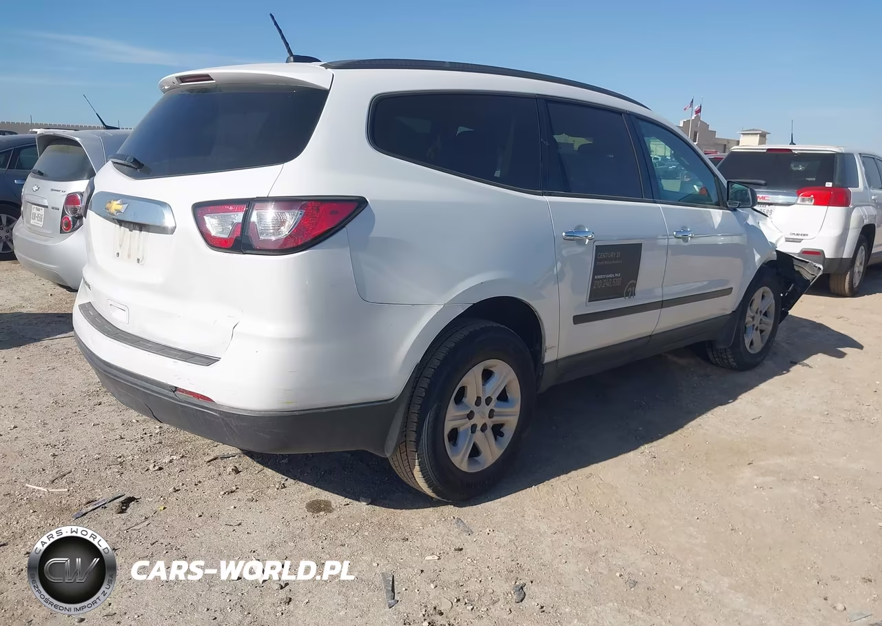 2017 Chevrolet Traverse Ls VIN:1GNKRFED2HJ325436 - 4