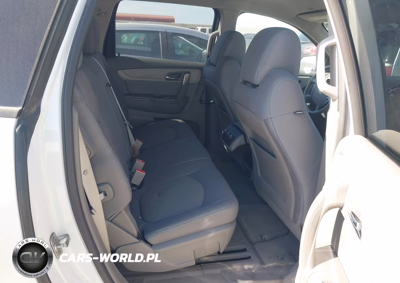 2017 Chevrolet Traverse Ls VIN:1GNKRFED2HJ325436 - 8