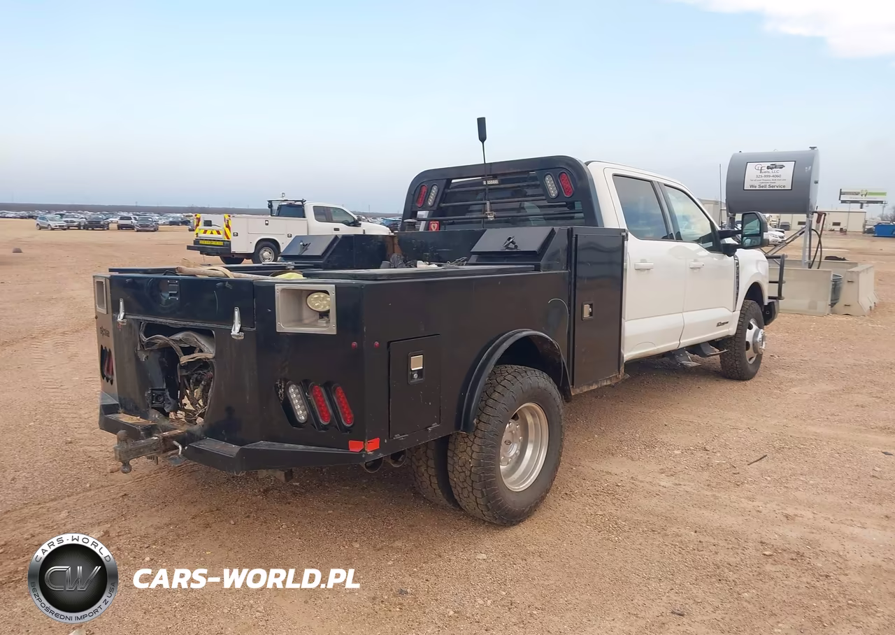 2024 Ford F-350 Lariat VIN:1FT8W3DT7REE77631 - 4