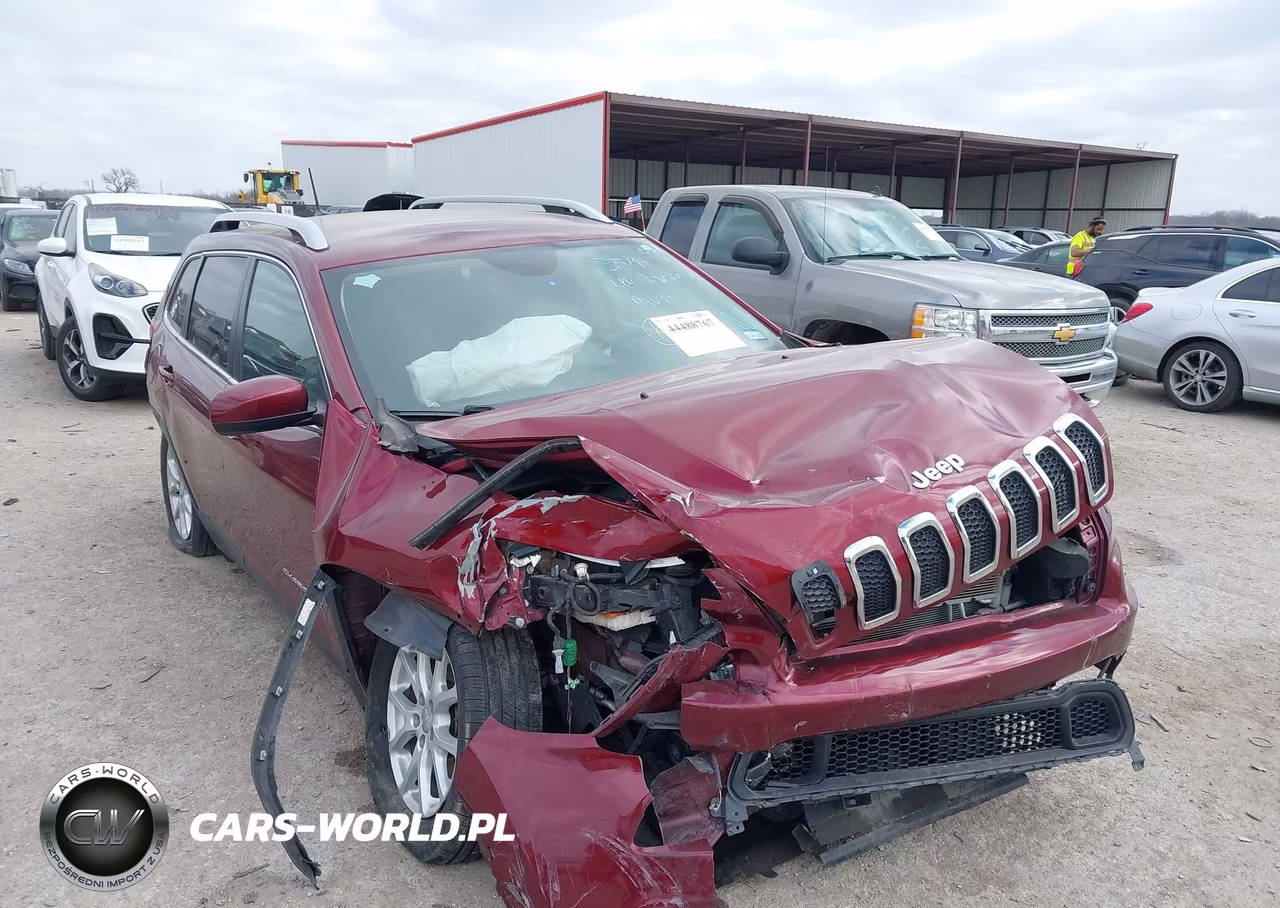 2018 Jeep Cherokee Latitude Plus Fwd