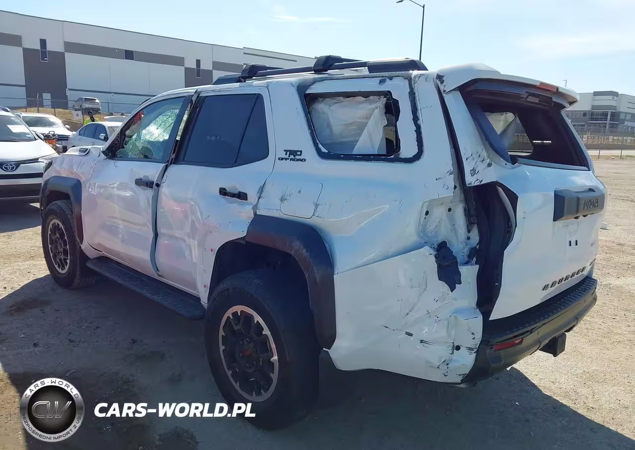 2025 Toyota 4Runner Hybrid Trd Off Road Premium VIN:JTEVB5BR5S5015491 - 3