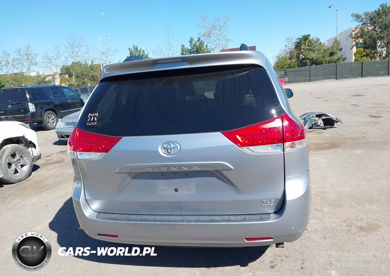 2011 Toyota Sienna Xle VIN:5TDDK3DC7BS003205 - 16