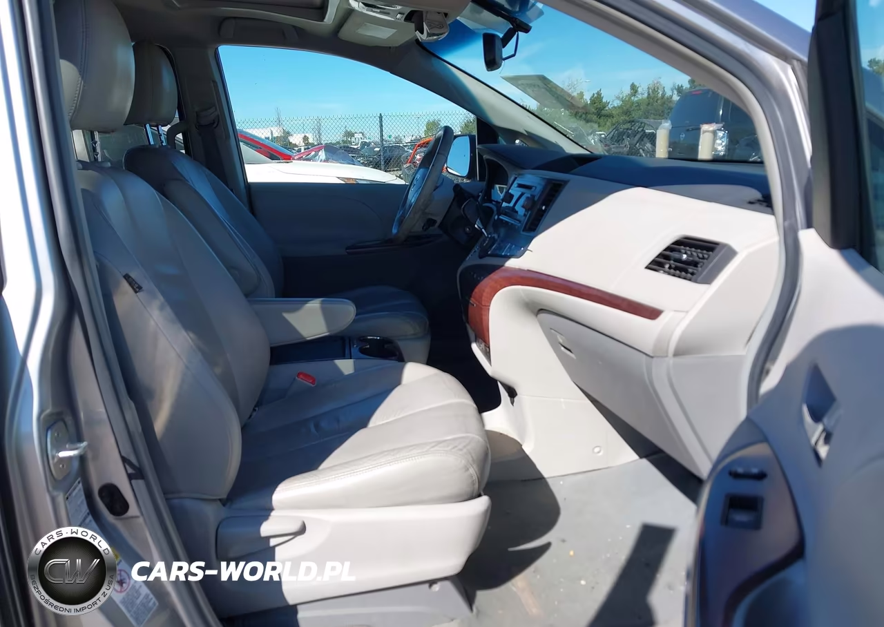 2011 Toyota Sienna Xle VIN:5TDDK3DC7BS003205 - 5