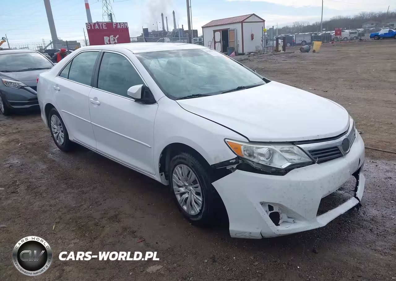 2014 Toyota Camry Le
