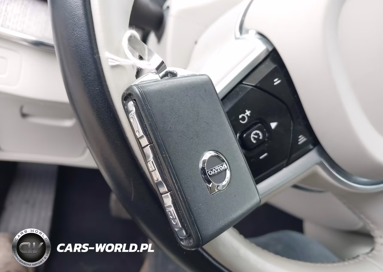2022 Volvo Xc90 Recharge Plug-In Hybrid T8 Inscription 6 Passenger VIN:YV4BR00L9N1790180 - 11