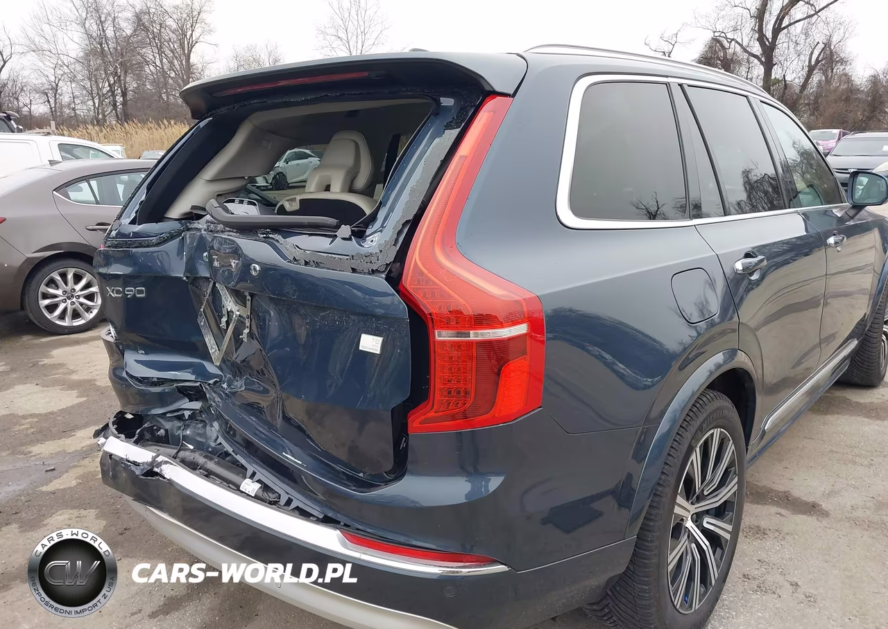 2022 Volvo Xc90 Recharge Plug-In Hybrid T8 Inscription 6 Passenger VIN:YV4BR00L9N1790180 - 17