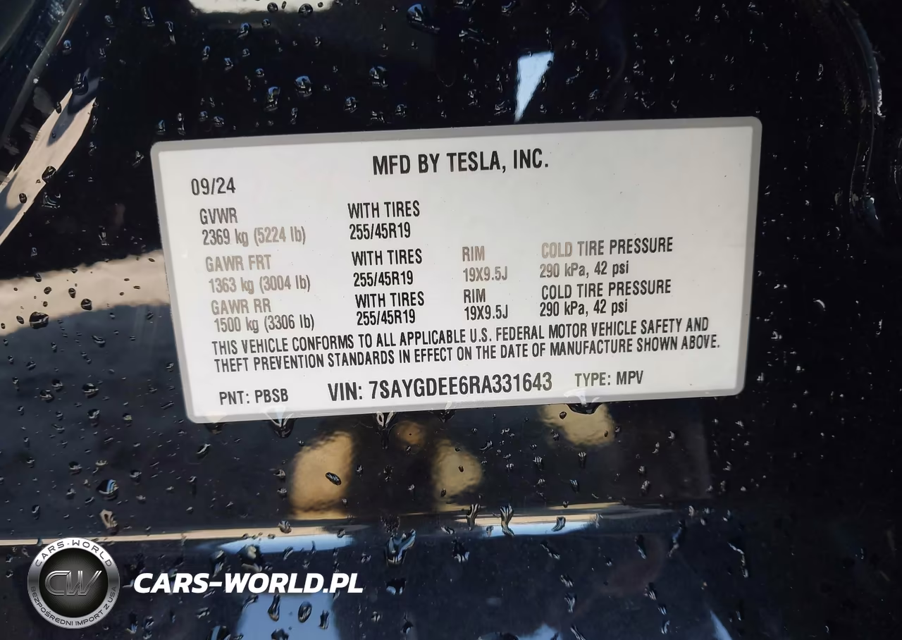 2024 Tesla Model Y Long Range Dual Motor All-Wheel Drive VIN:7SAYGDEE6RA331643 - 9