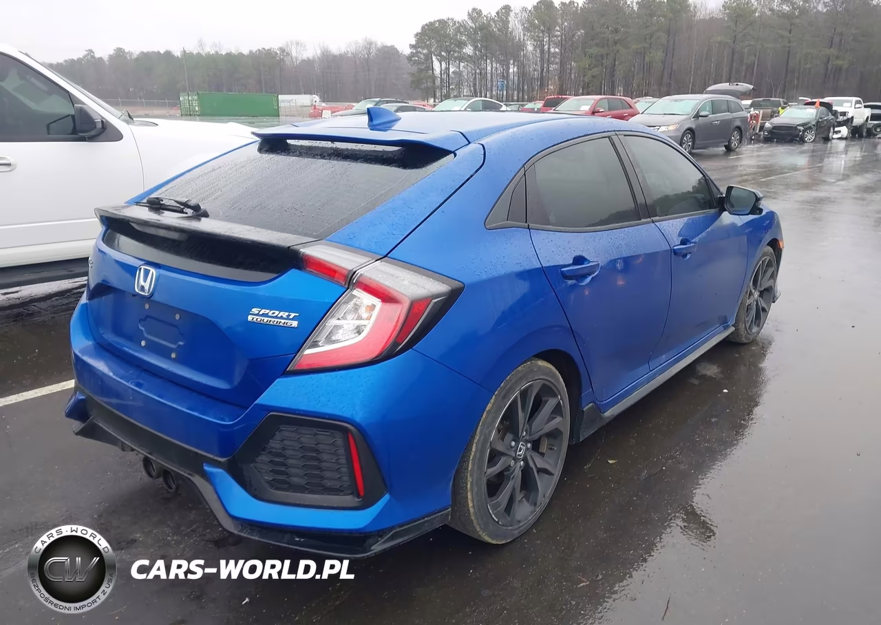 2018 Honda Civic Sport Touring VIN:SHHFK7H93JU227667 - 4