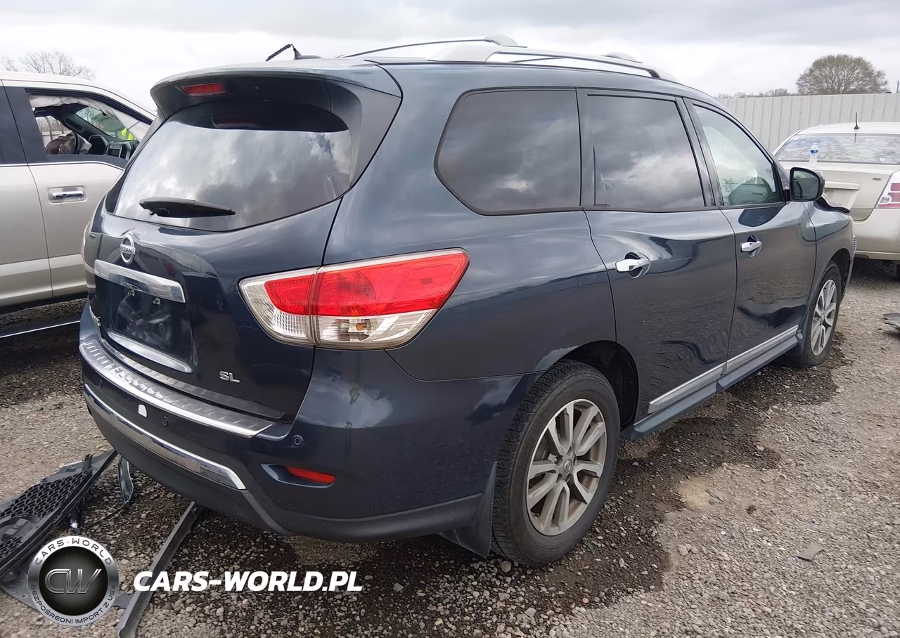 2015 Nissan Pathfinder Sl VIN:5N1AR2MN9FC709024 - 4
