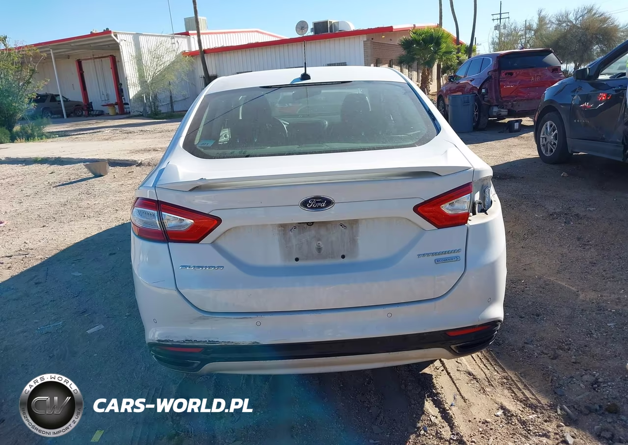 2015 Ford Fusion Titanium VIN:3FA6P0K9XFR152688 - 17
