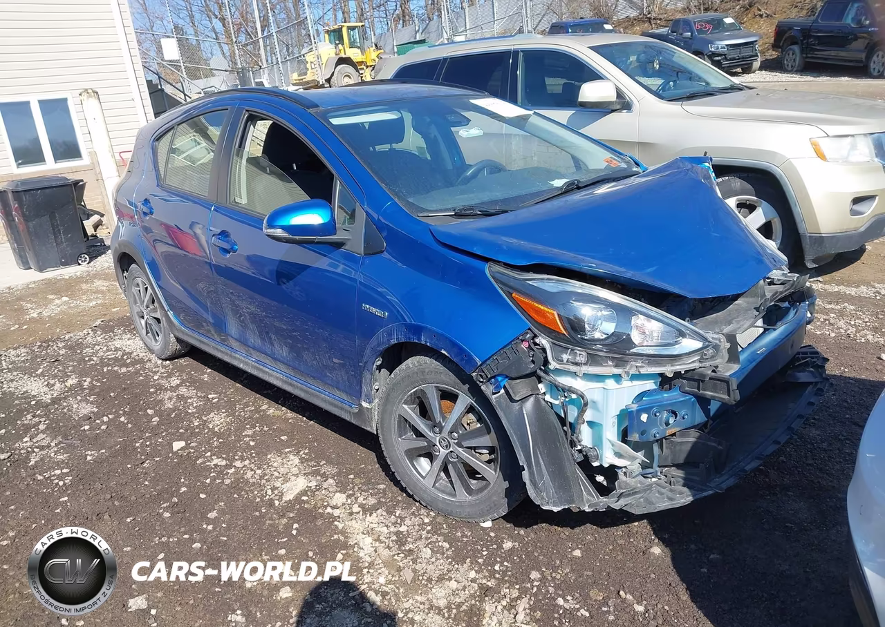 2019 Toyota Prius C L