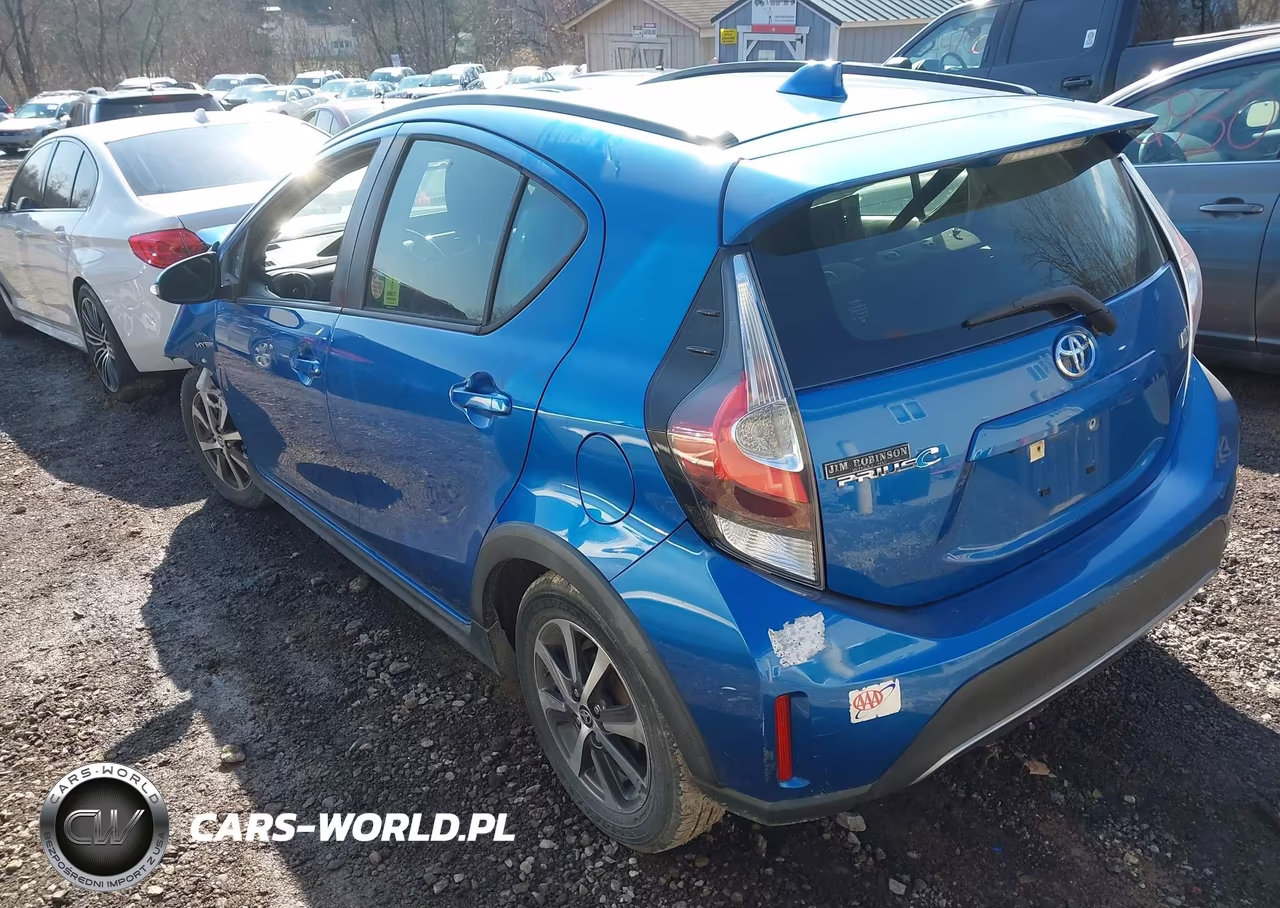 2019 Toyota Prius C L VIN:JTDKDTB32K1624997 - 3