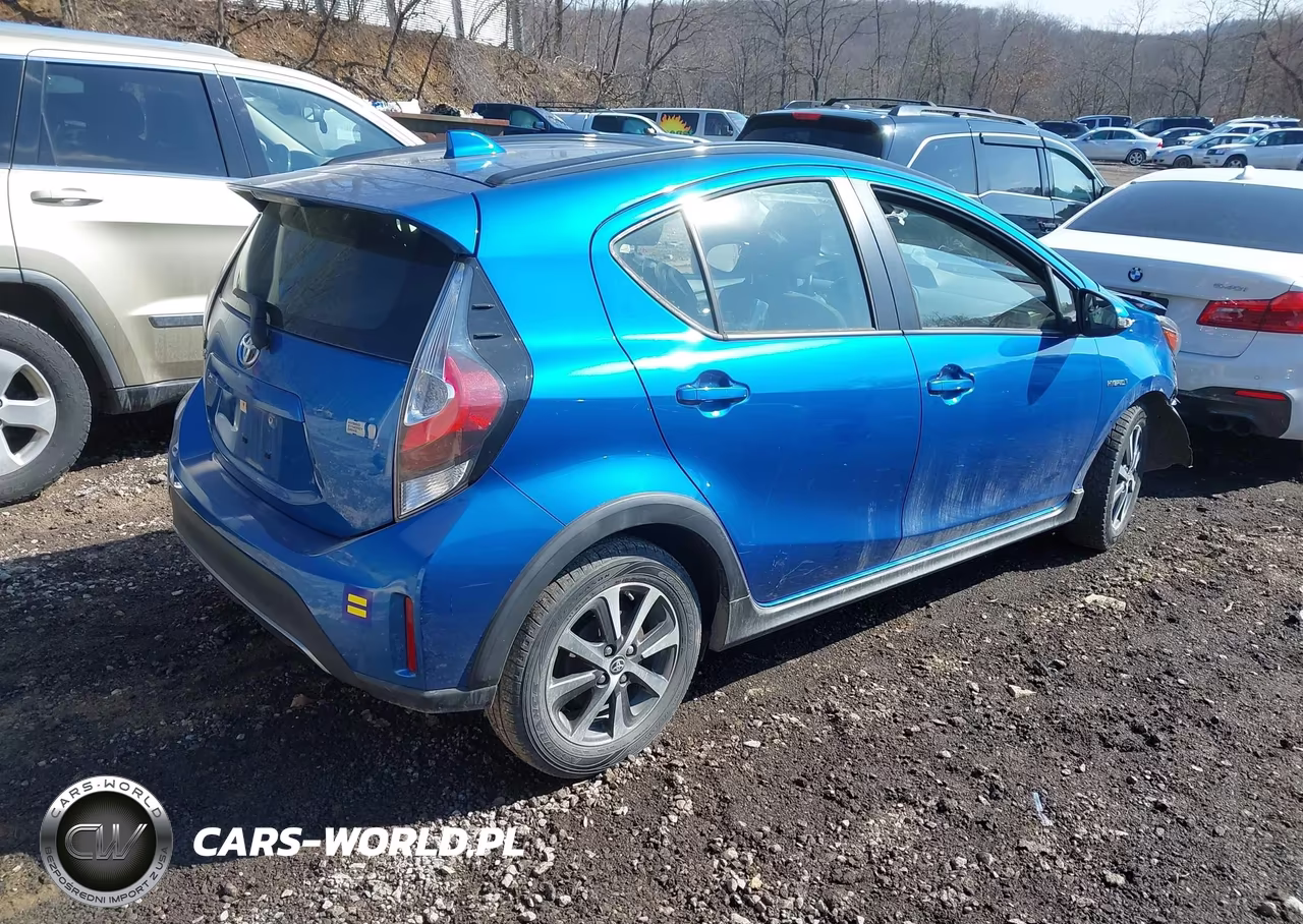2019 Toyota Prius C L VIN:JTDKDTB32K1624997 - 4