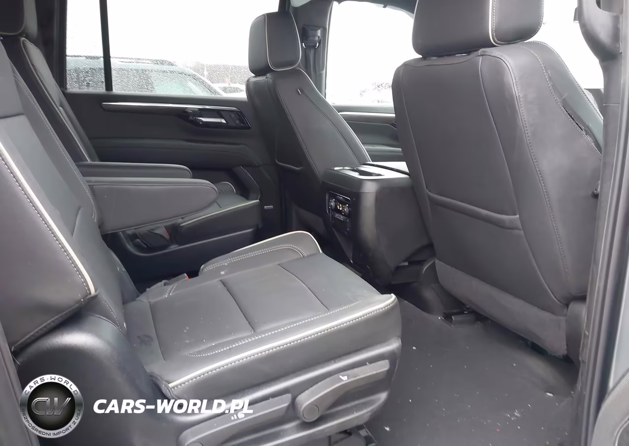 2025 Chevrolet Suburban 4Wd Premier VIN:1GNS6FRD2SR181723 - 8